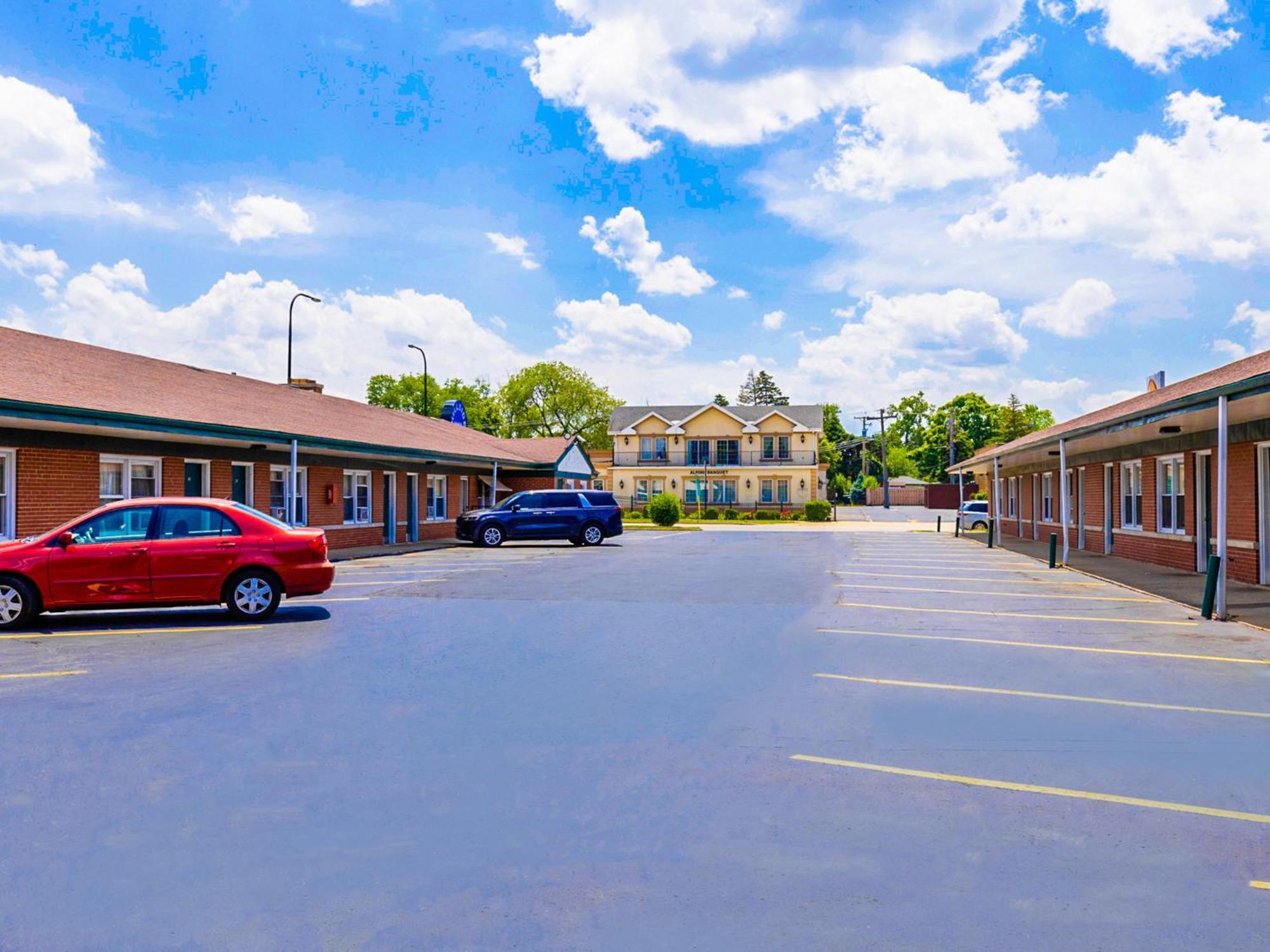 Manor Motel By Oyo Near Oak Brook Chicago Westchester Hillside Bagian luar foto