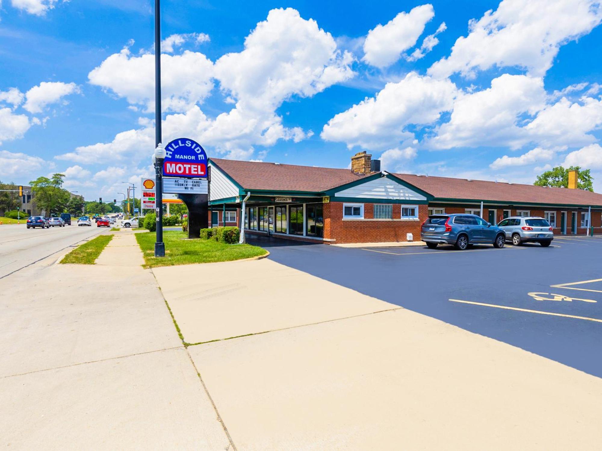 Manor Motel By Oyo Near Oak Brook Chicago Westchester Hillside Bagian luar foto