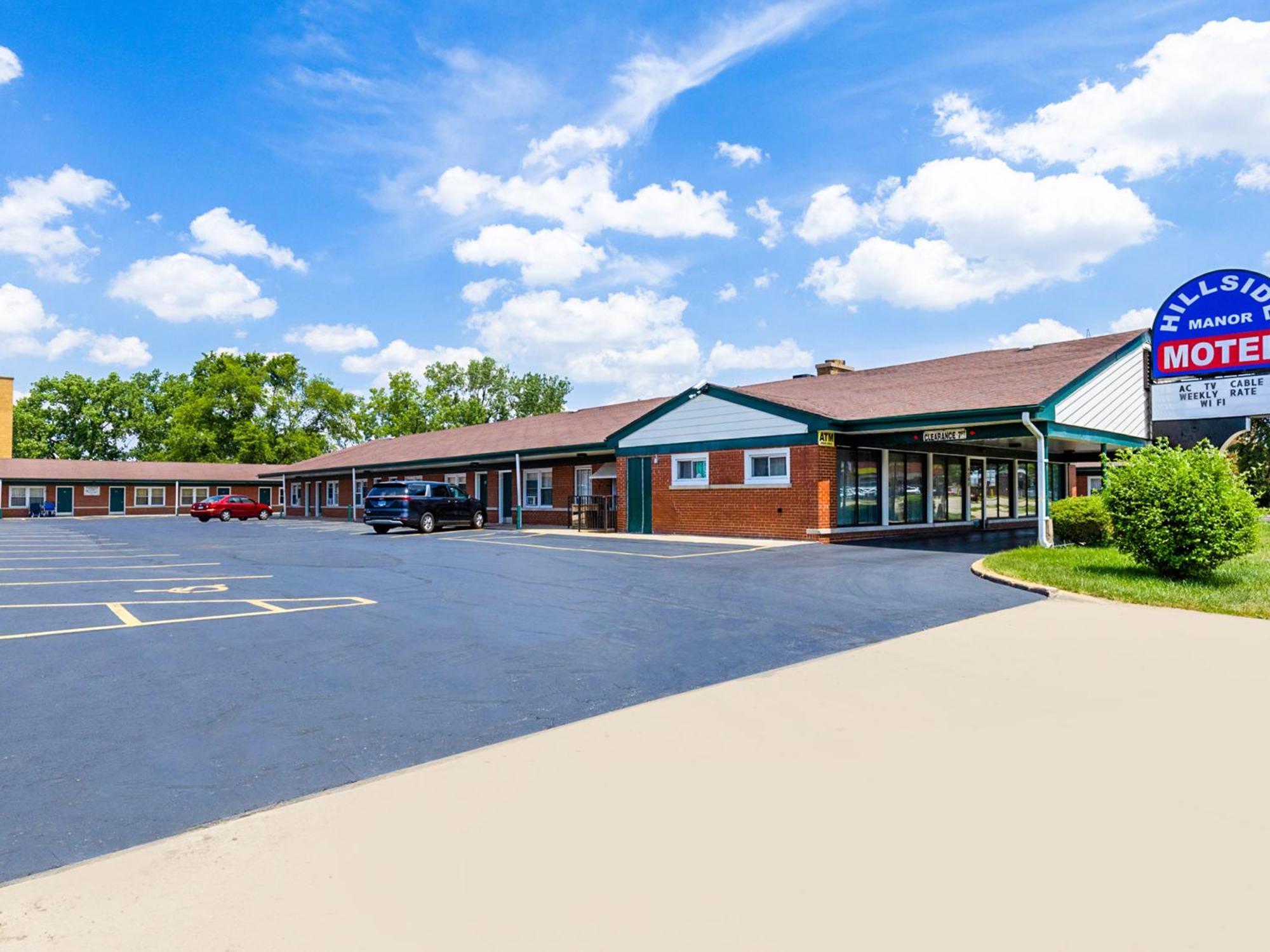 Manor Motel By Oyo Near Oak Brook Chicago Westchester Hillside Bagian luar foto